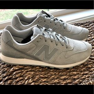 New Balance 696 Women’s Running Shoe